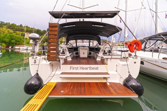 Oceanis 51.1 - 5 + 1 cab. First Heartbeat